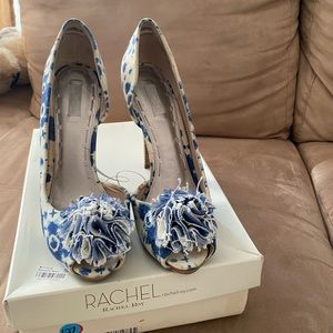 Size 10 1/2M Off White and Blue Heels
